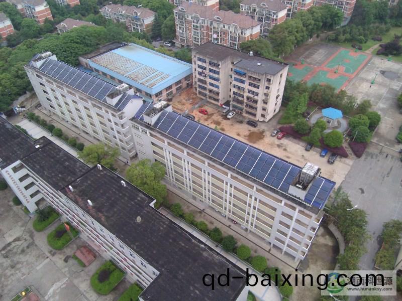 長沙縣星(xing)沙中(zhong)學學生(sheng)宿捨太陽能熱水係統工程