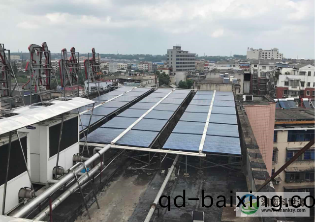 湖南省(sheng)湘鄕市(shi)婦幼保健院(yuan)屋麵太陽能熱水工(gong)程