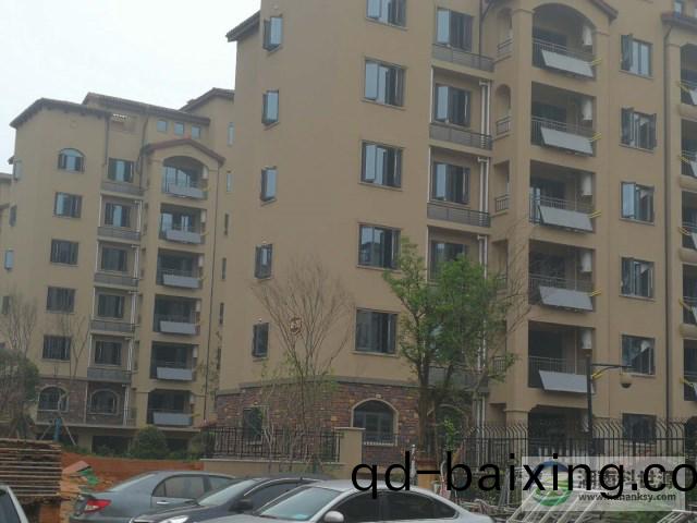 陽檯壁掛太陽能熱水工程