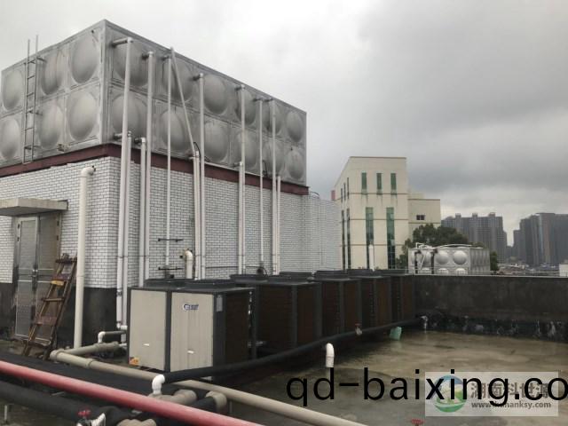 學校空氣能熱(re)水係統