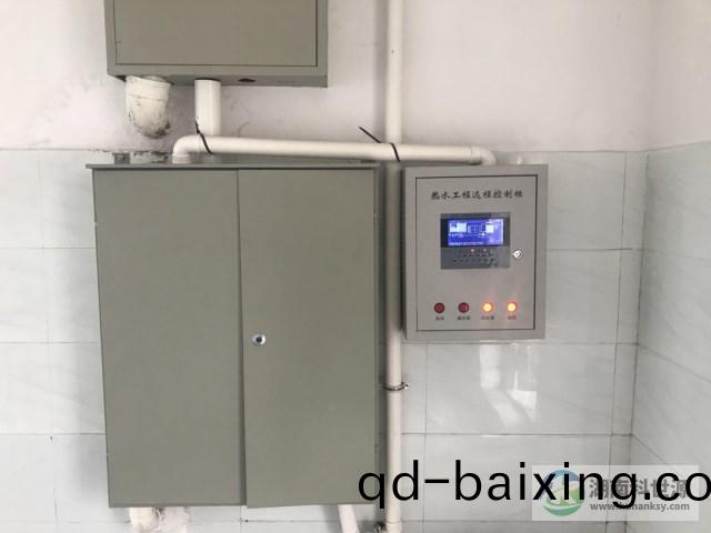 學校空氣能熱水(shui)係統