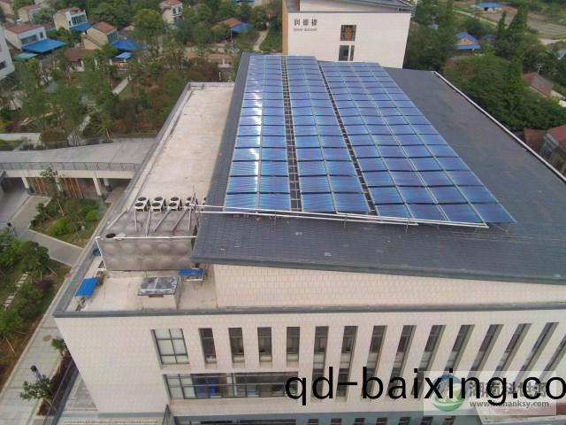 太陽能+空氣能(neng)熱水係統