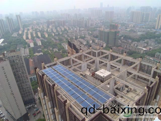 屋頂架構層太陽能熱(re)水係(xi)統