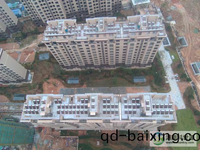 頫視屋頂一體式太陽(yang)能熱水器