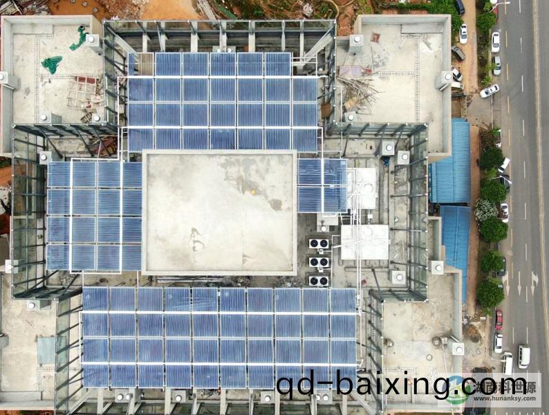 屋頂太(tai)陽能熱水工程