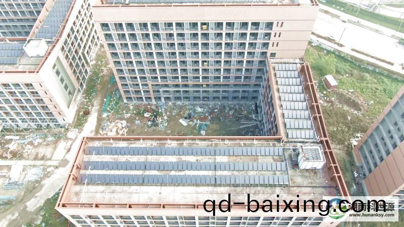 太陽能熱水係(xi)統工(gong)程