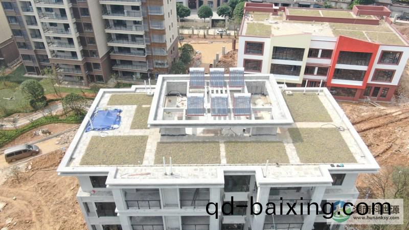 一體落水(shui)式太陽能(neng)熱水器