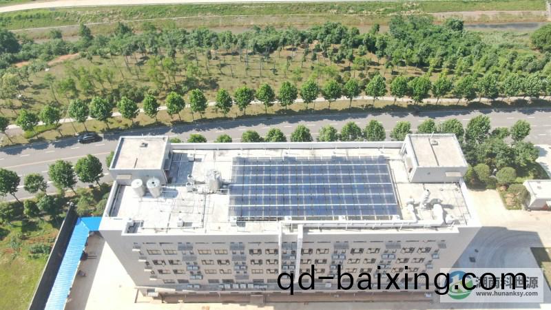 太陽(yang)能(neng)熱水係統工程